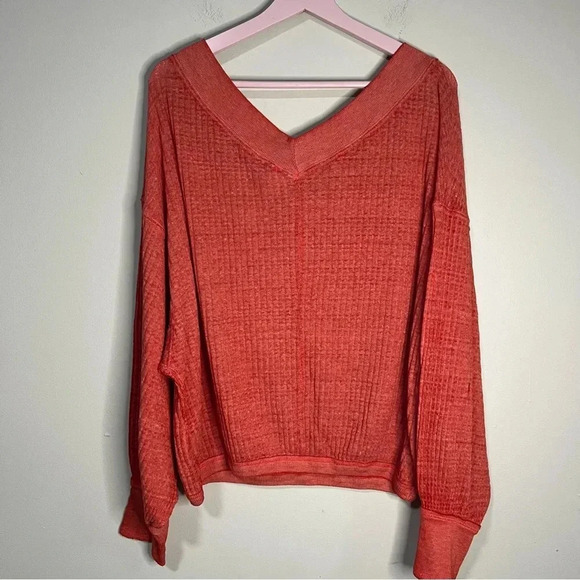 Free People We The Free Southside Waffle Thermal Top Size Large Red Orange - Picture 10 of 10